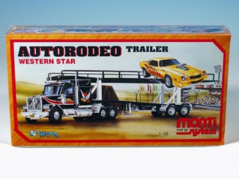 Stavebnice Monti 39 Autorodeo trailer Western star 1:48 v krabici 32x20x7,5cm