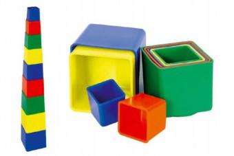 Kubus pyramida skládanka hranatá plast  9ks - 4 barvy